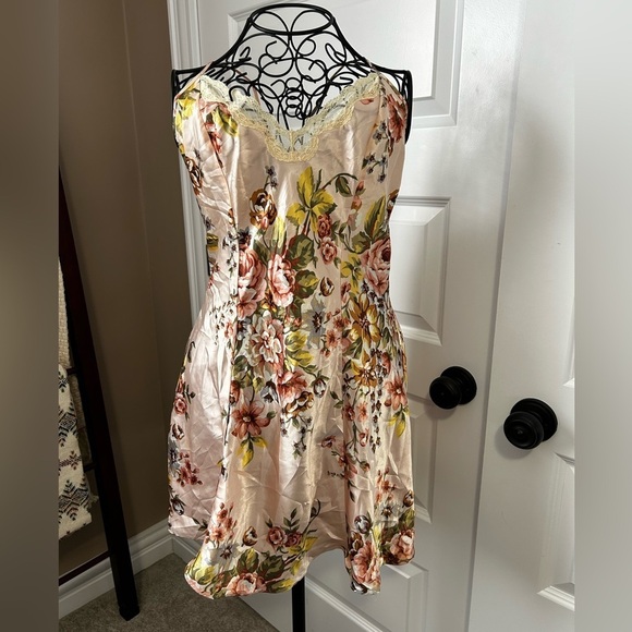 Victoria's Secret Other - Victoria's Secret Vintage Gold Label Floral Satin Lace Nighty Lingerie